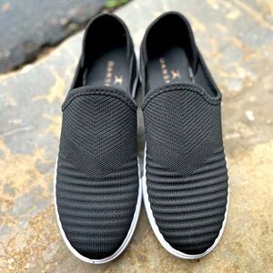 NWT Danskin Memory Foam Slip-on Sneakers